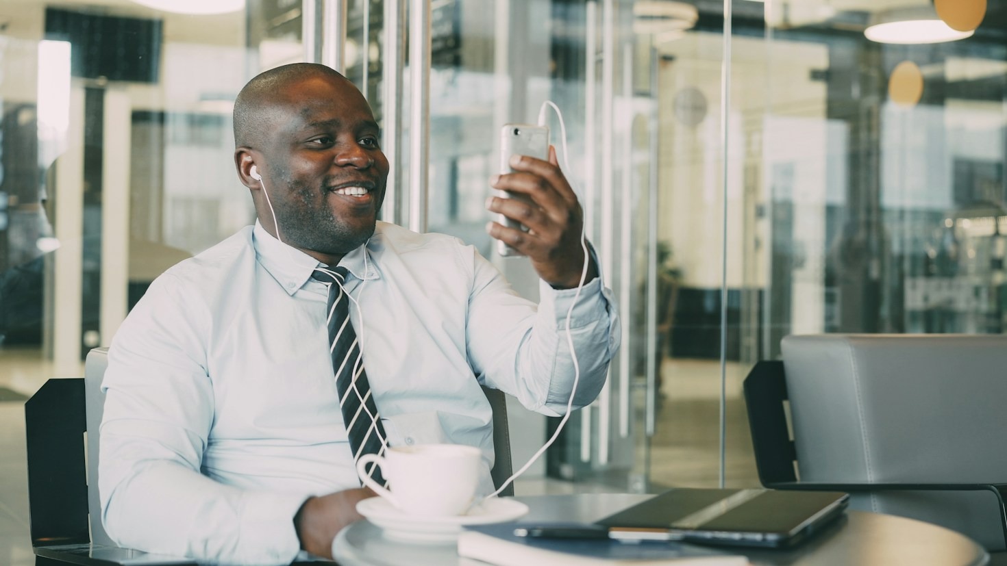 Five Red Flags to Avoid When Applying for Overseas Roles